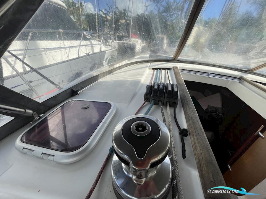 Beneteau Oceanis 40