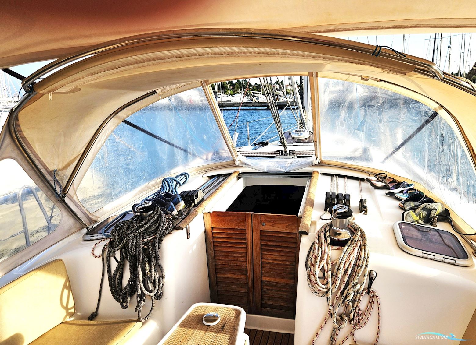 Beneteau Oceanis 40