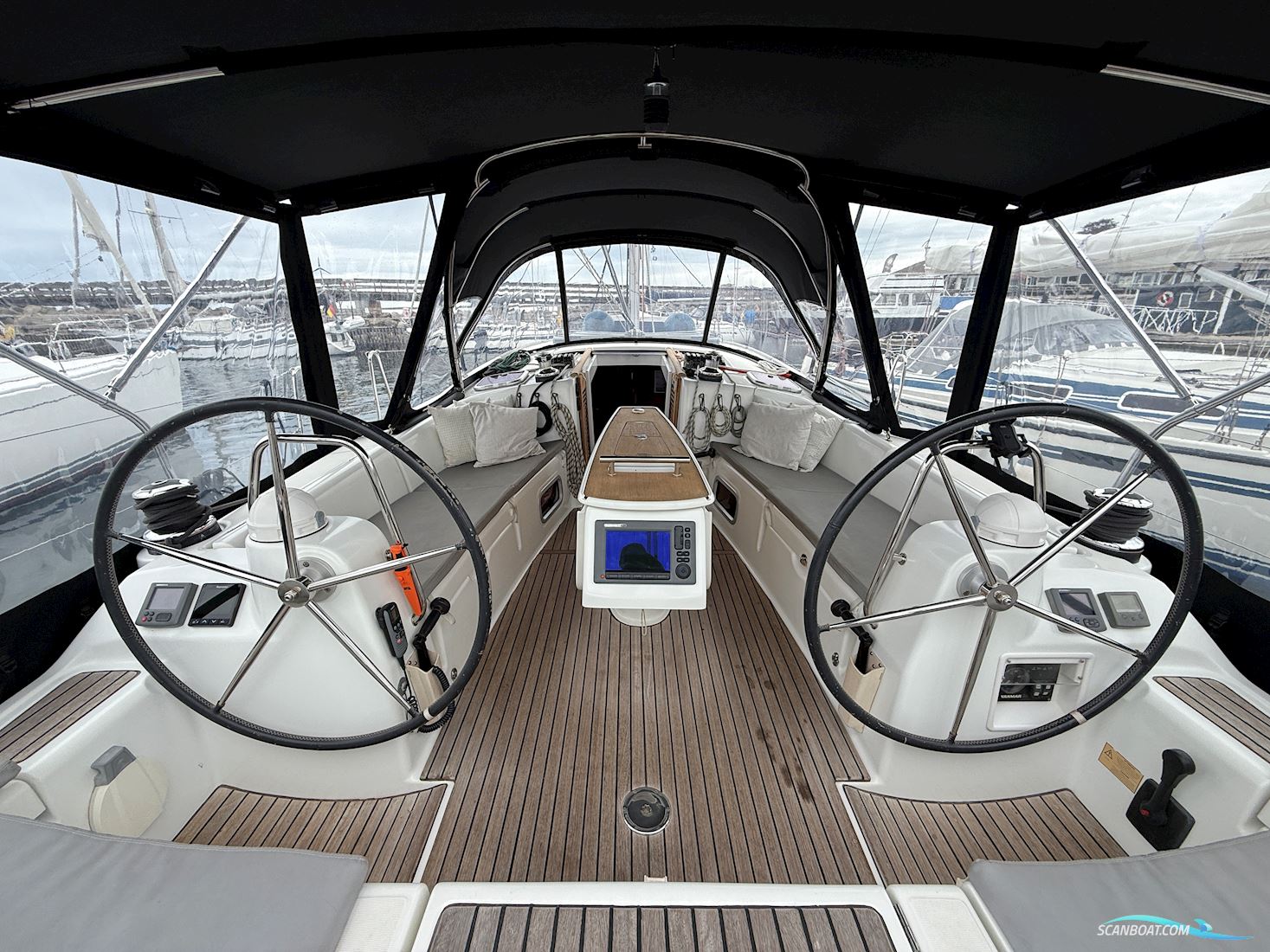 Beneteau Oceanis 40