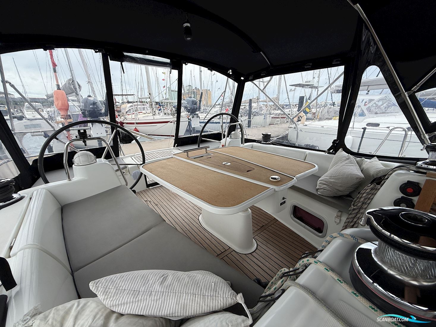 Beneteau Oceanis 40