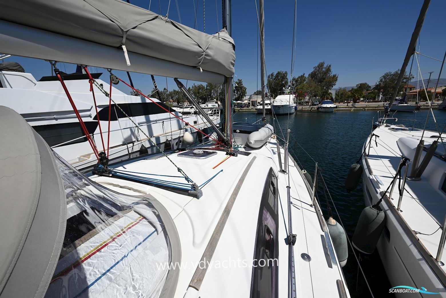 Beneteau Oceanis 40