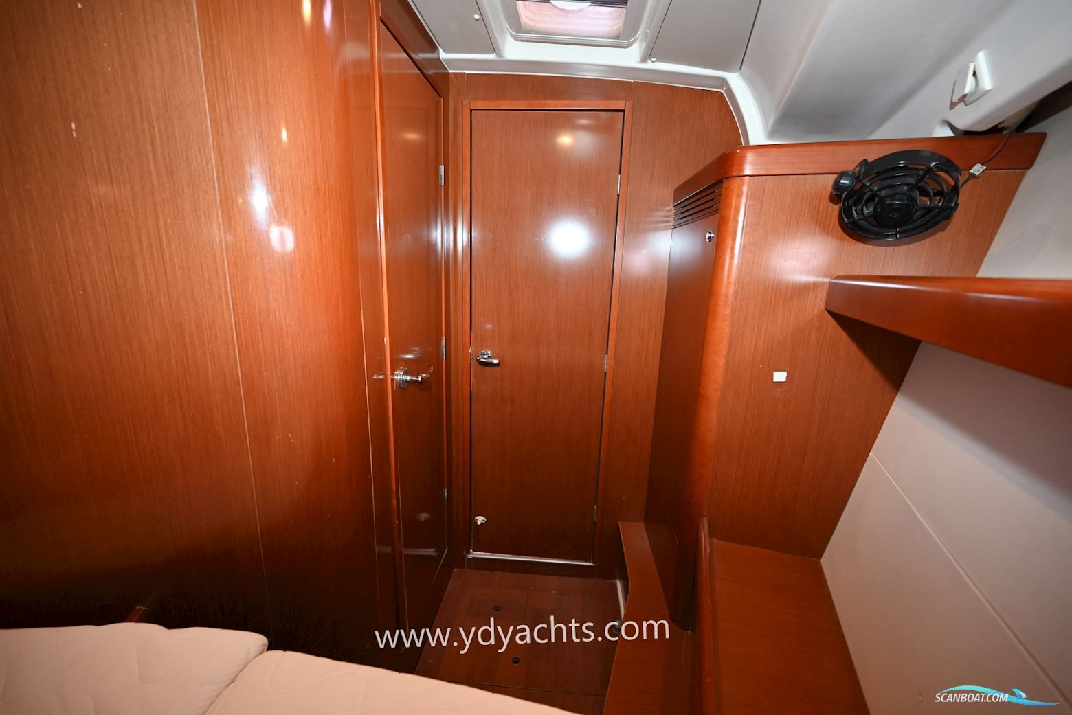 Beneteau Oceanis 40