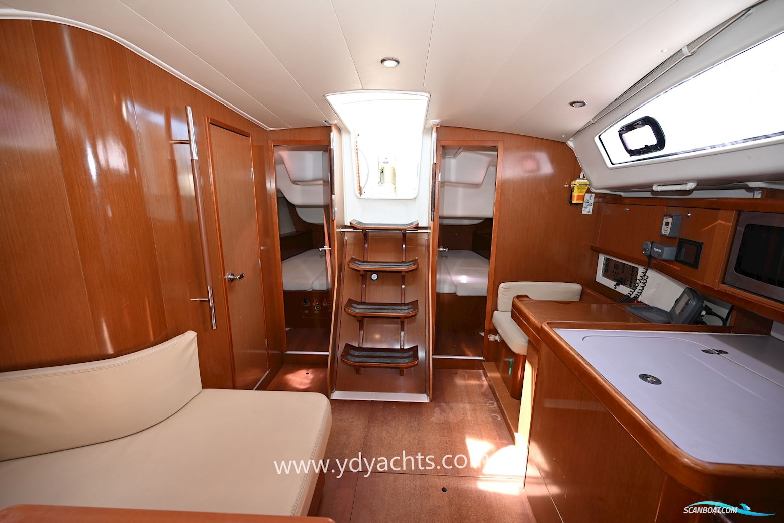 Beneteau Oceanis 40