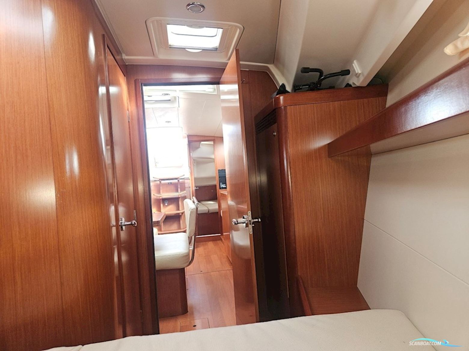 Beneteau Oceanis 40