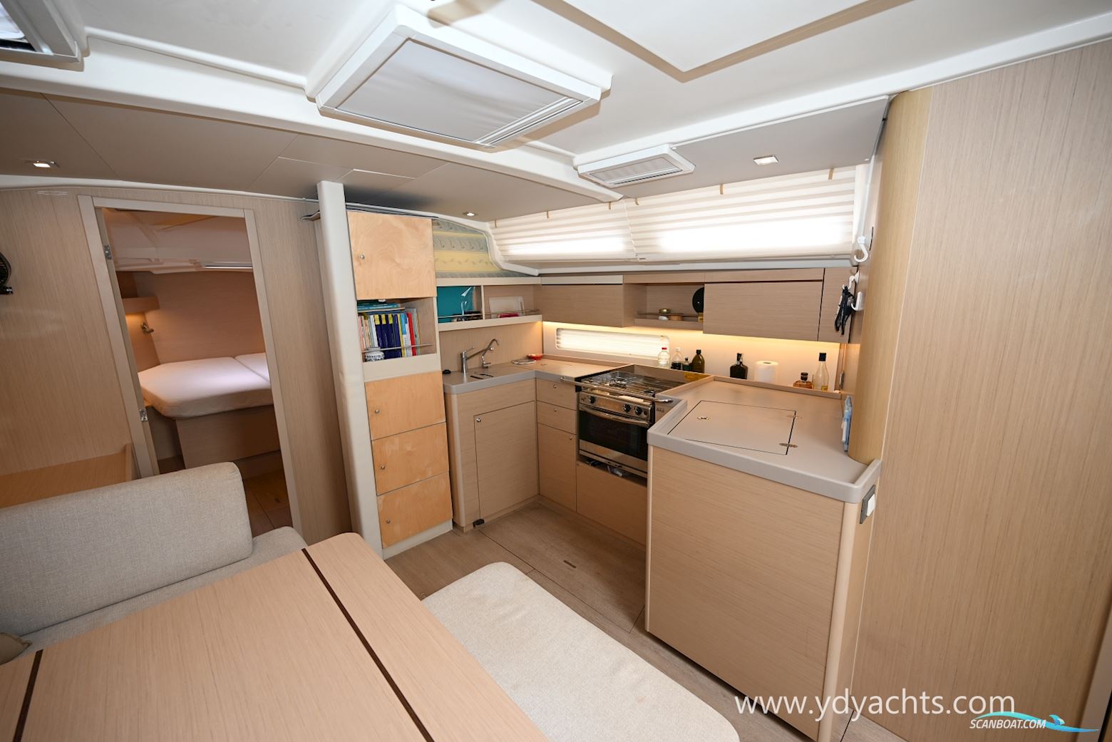 Beneteau Oceanis 40.1 Owner's Version