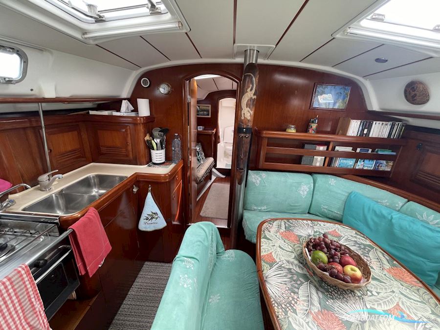 Beneteau Oceanis 411 Celebration