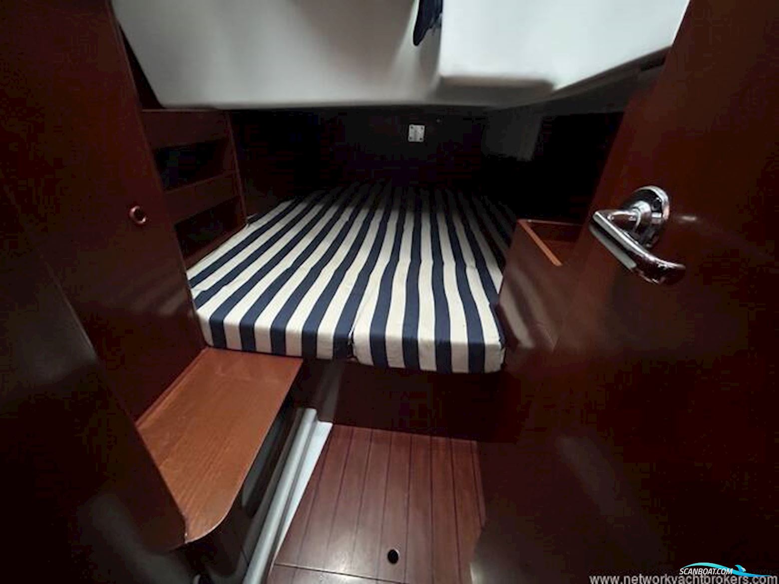 Beneteau Oceanis 411 Celebration