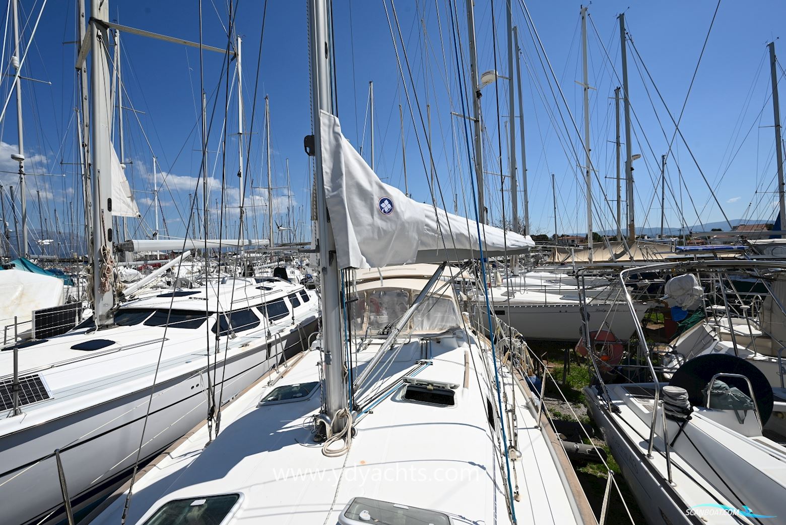 Beneteau Oceanis 411 Clipper Celebration