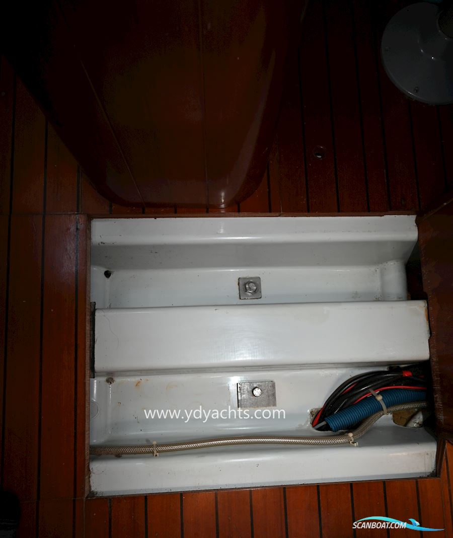 Beneteau Oceanis 411 Clipper Celebration