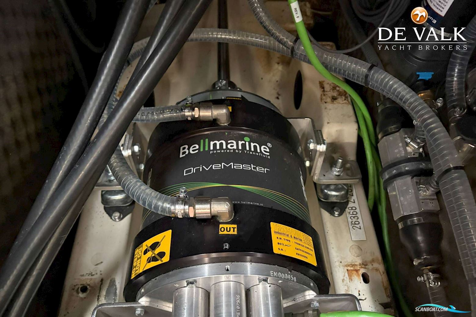 Beneteau Oceanis 411 Electric