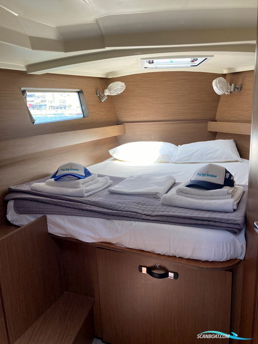 Beneteau Oceanis 41.1