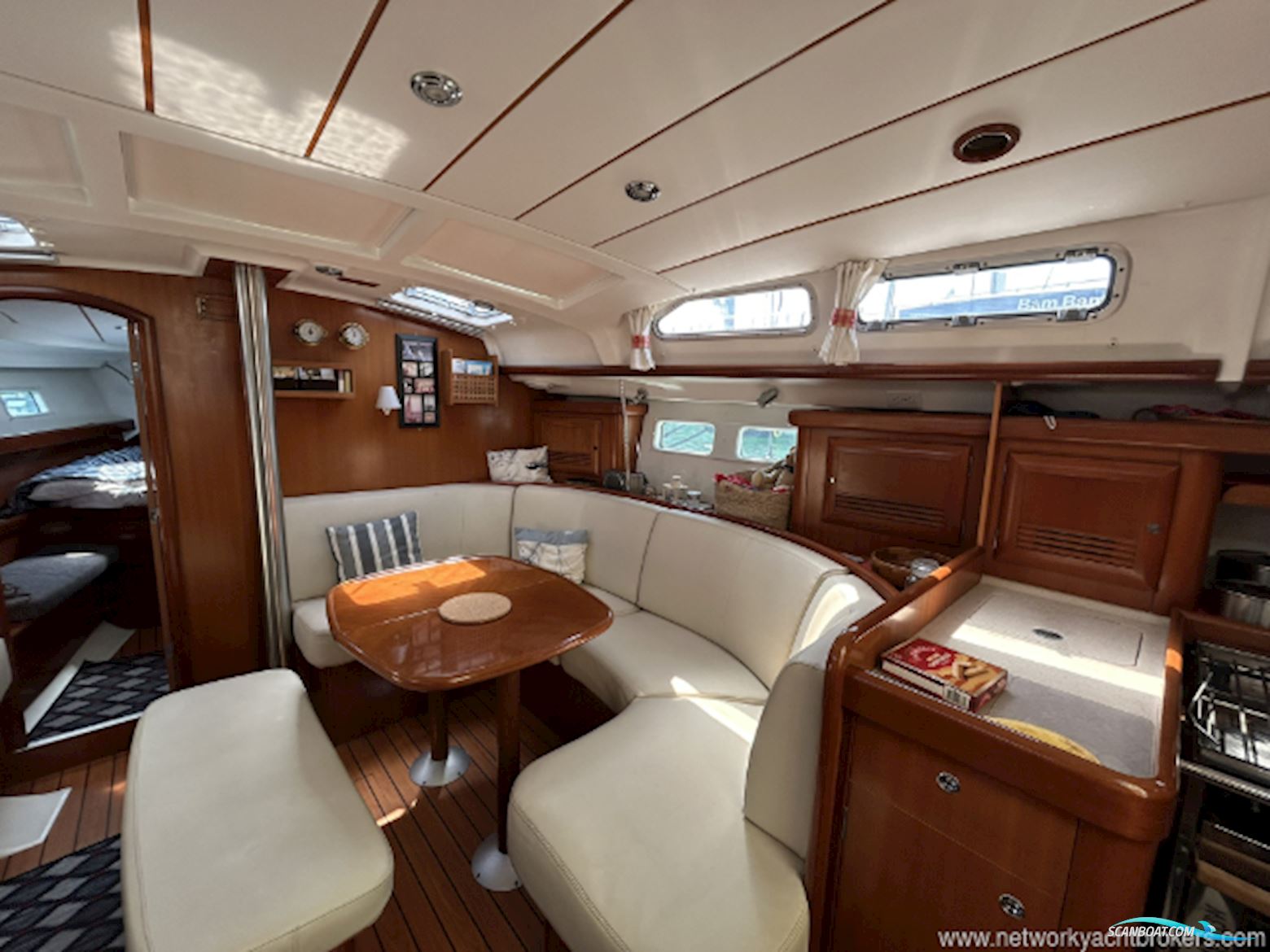 Beneteau Oceanis 423