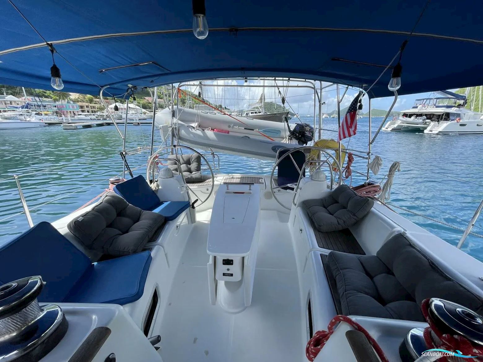 Beneteau Oceanis 43