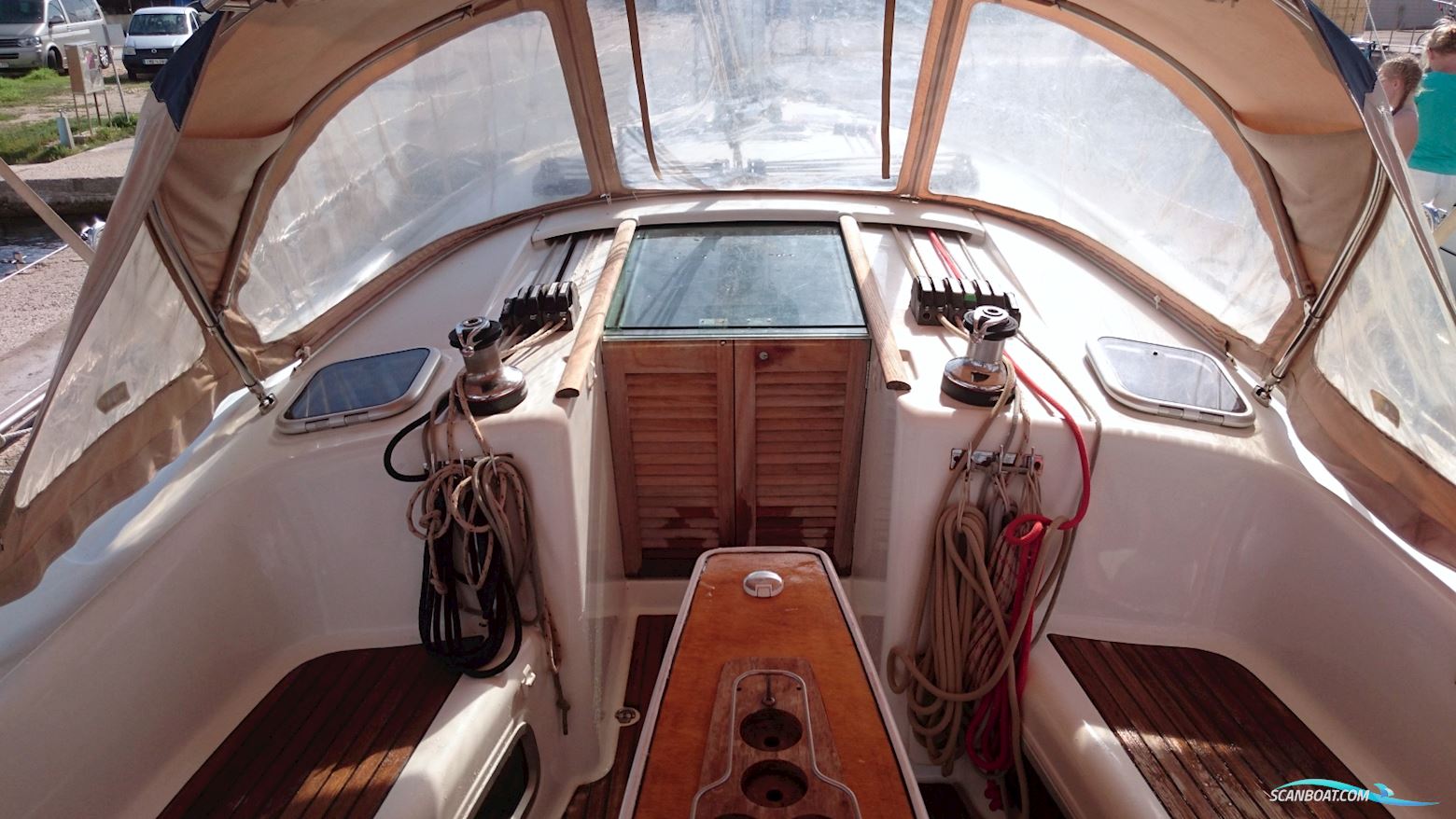 Beneteau Oceanis 43