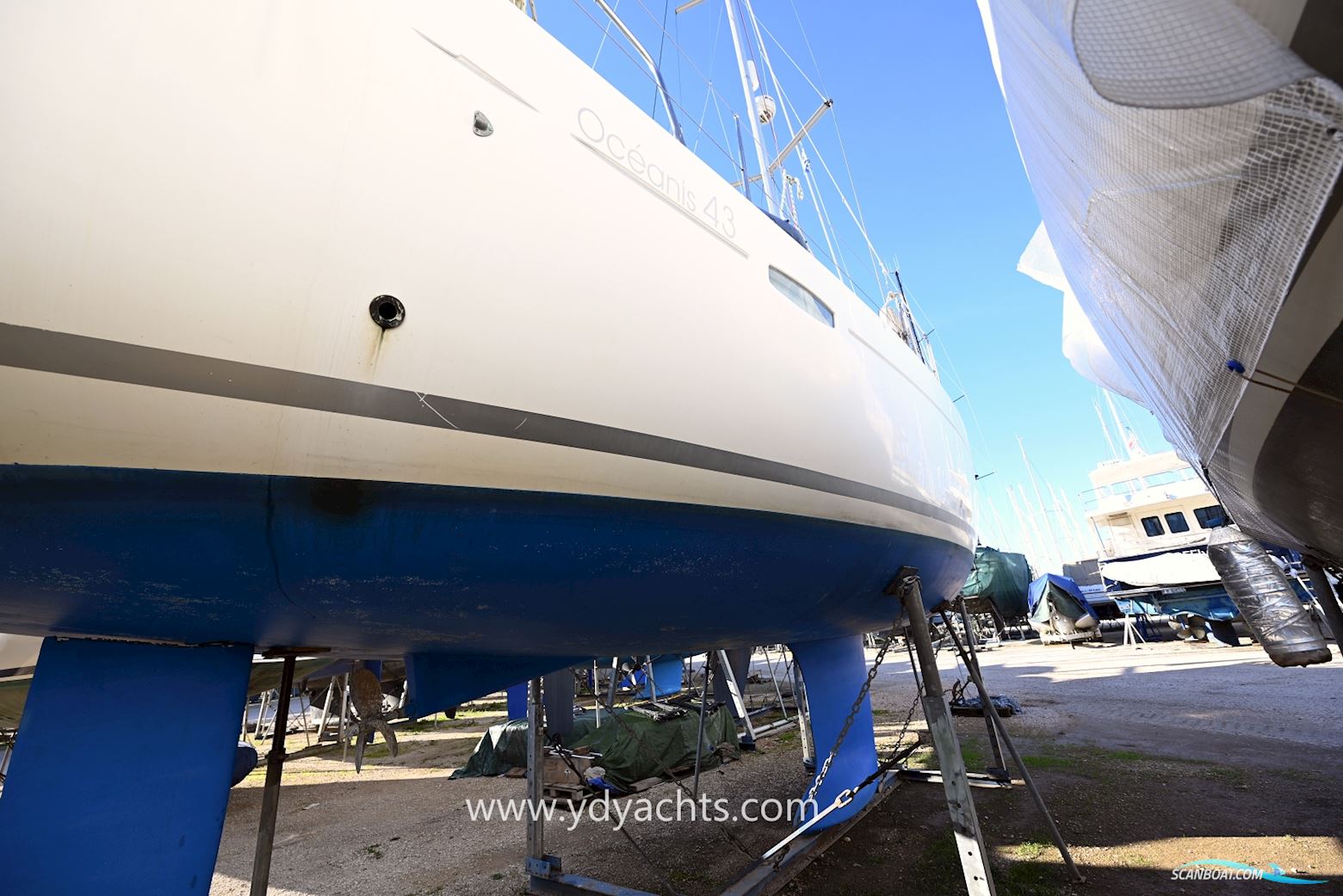 Beneteau Oceanis 43