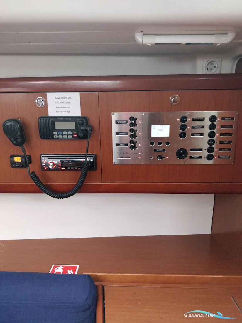 Beneteau Oceanis 43
