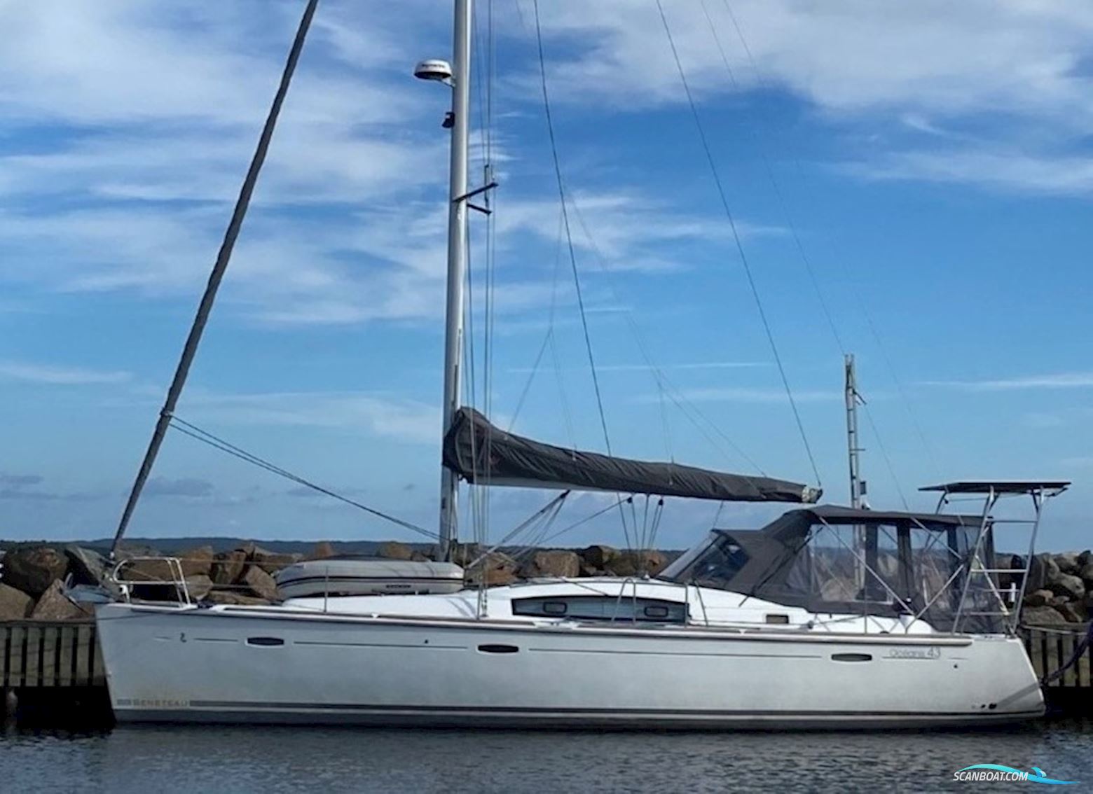 Beneteau Oceanis 43 Sailingboat 2008, with Yanmar 4JH4AE engine, Sweden
