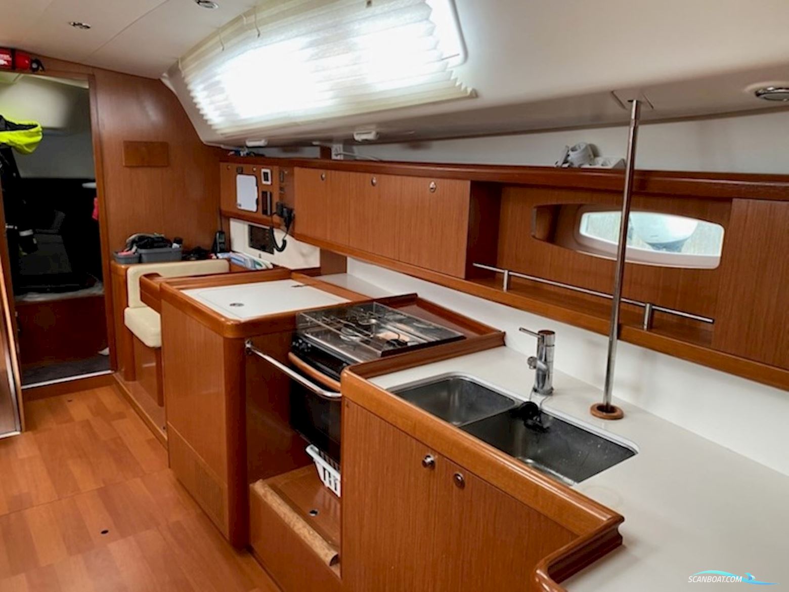 Beneteau Oceanis 43