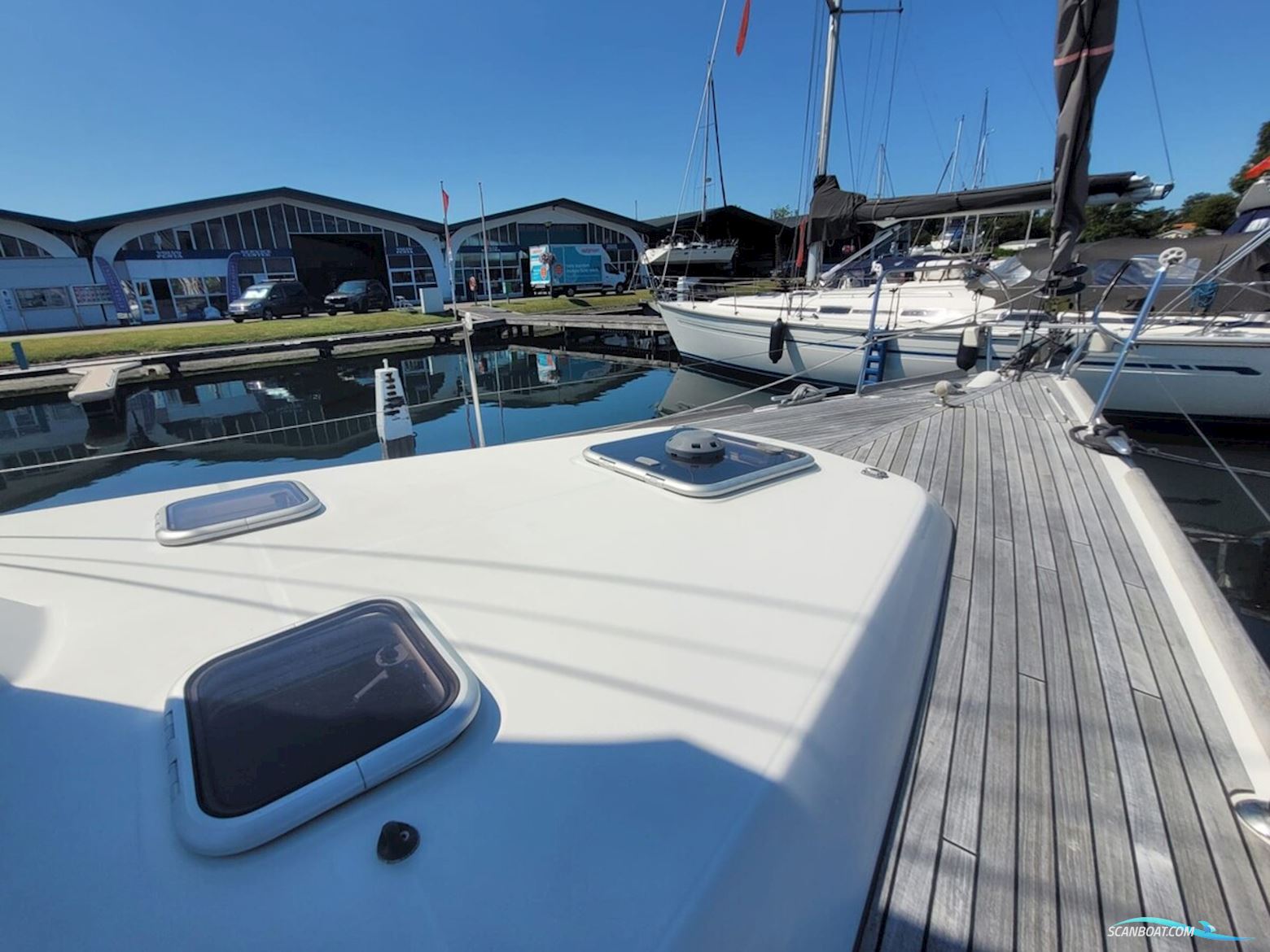 Beneteau Oceanis 43