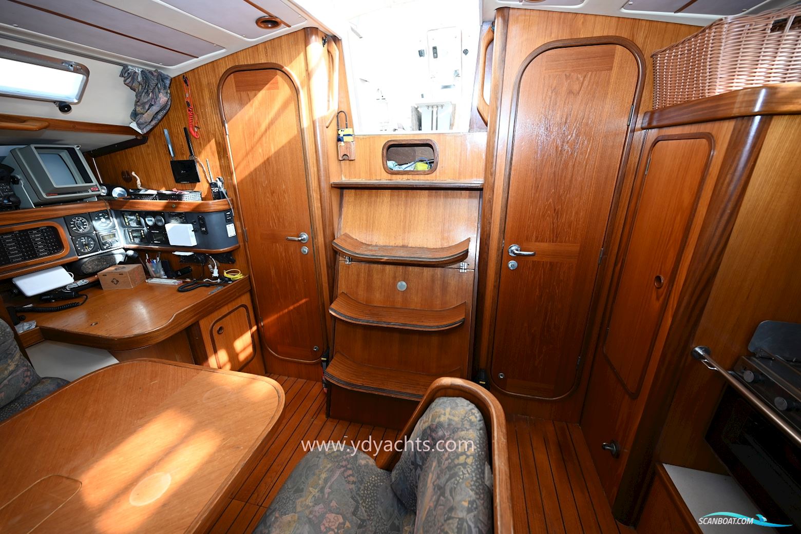 Beneteau Oceanis 430