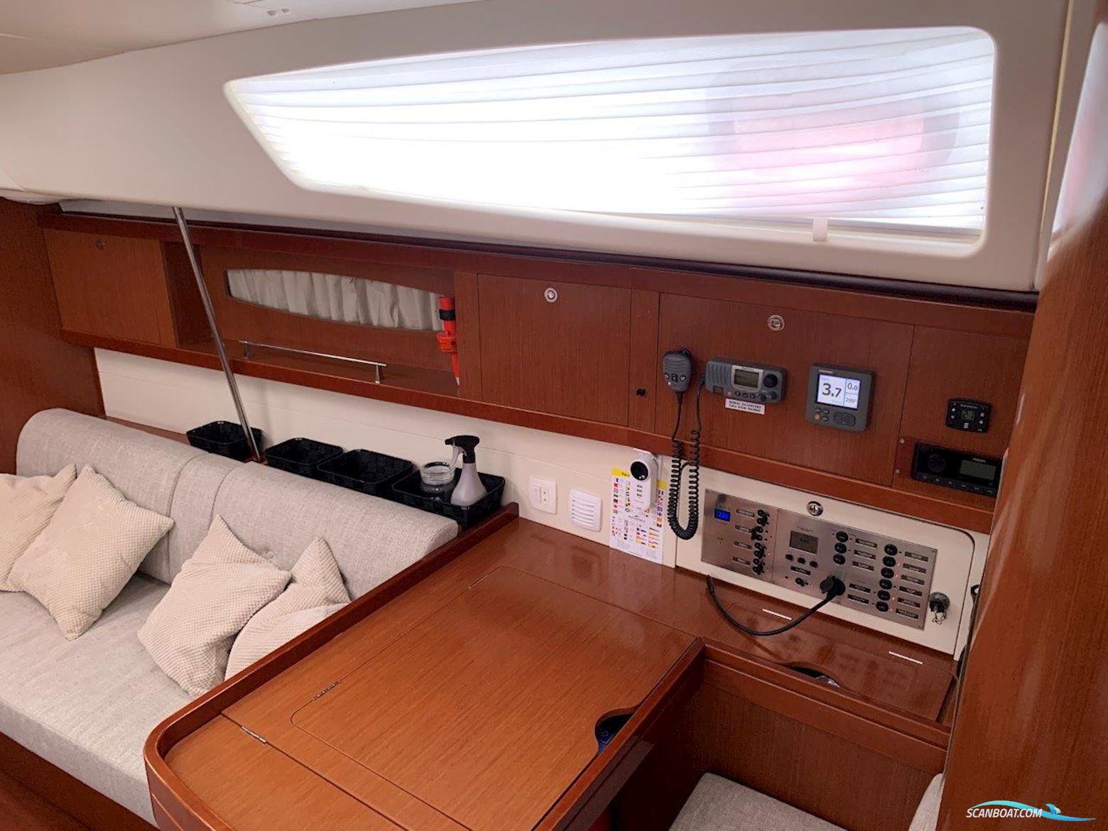 Beneteau Oceanis 46