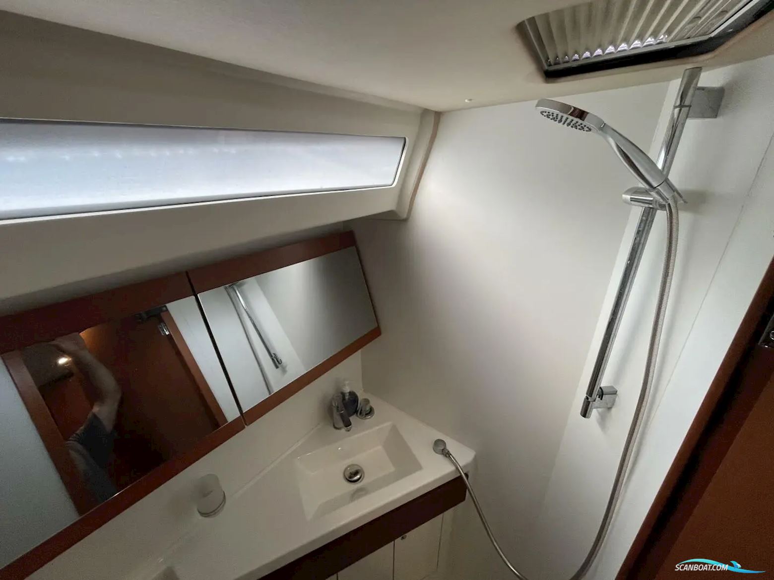 Beneteau Oceanis 46.1