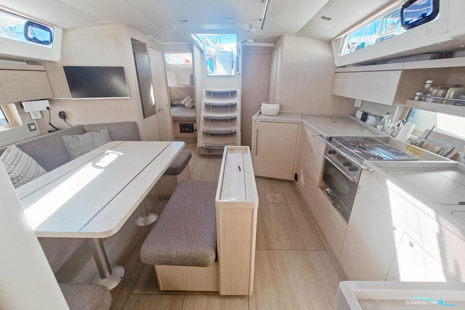 Beneteau Oceanis 46.1