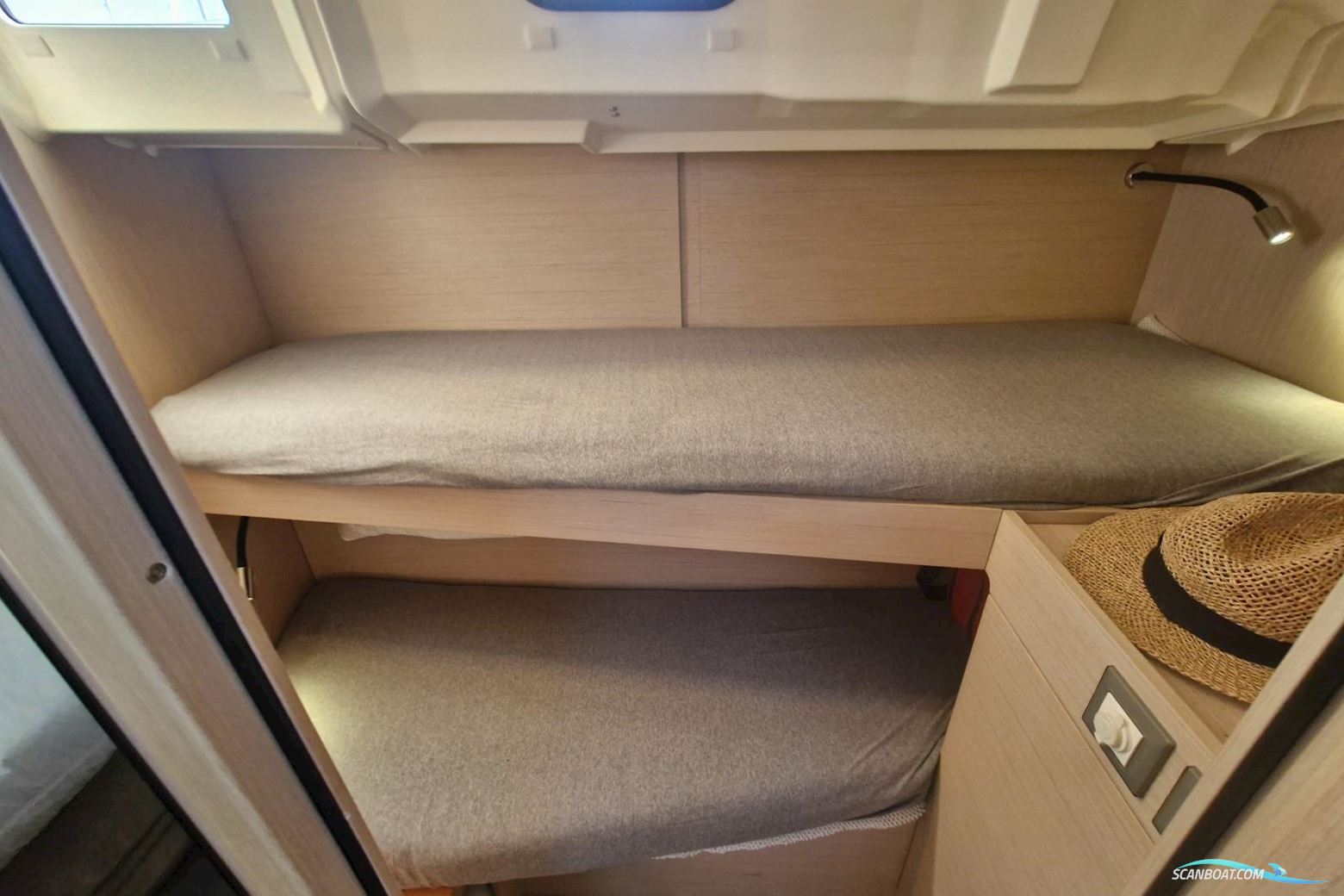 Beneteau Oceanis 46.1