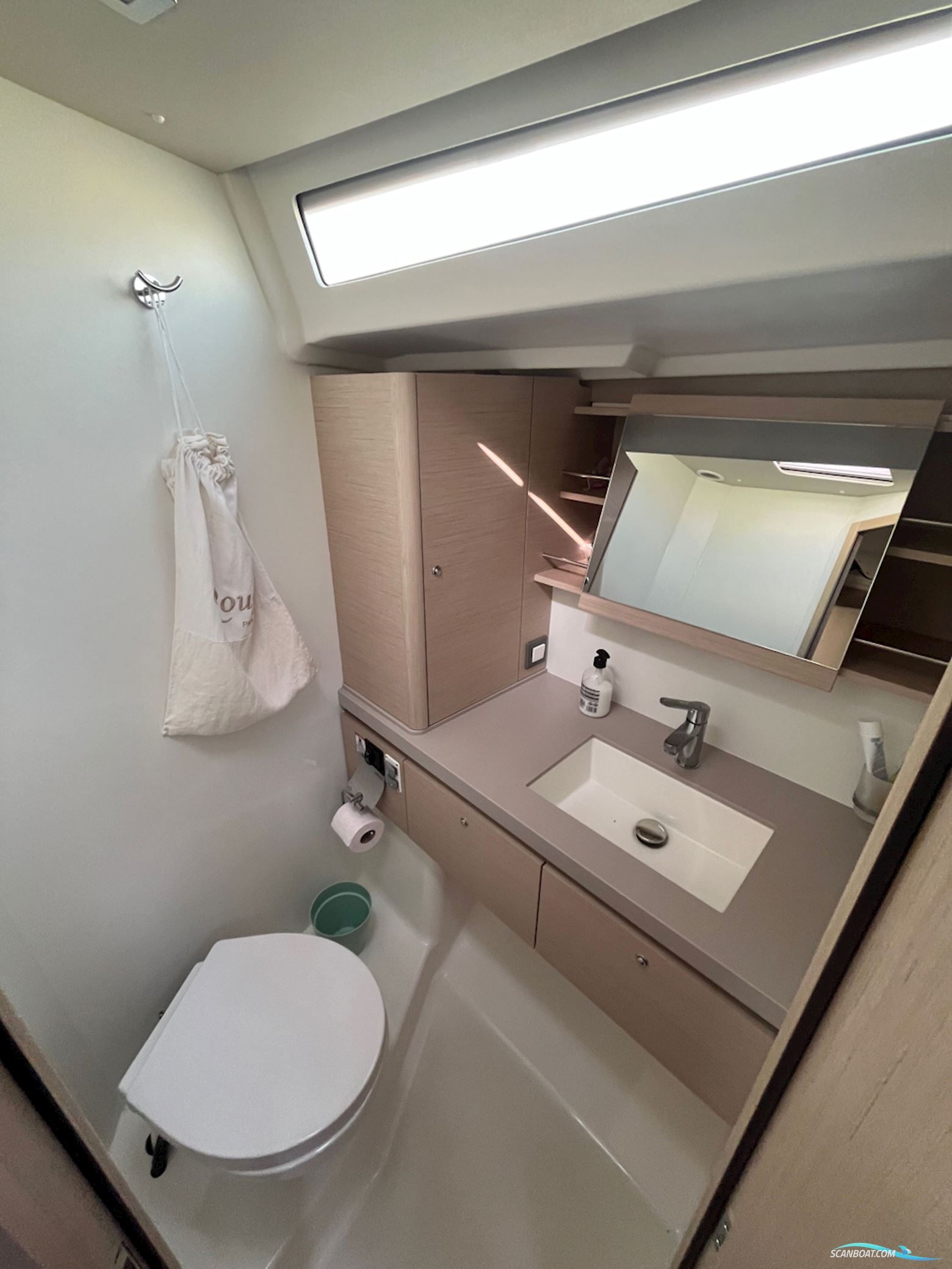 Beneteau Oceanis 51.1