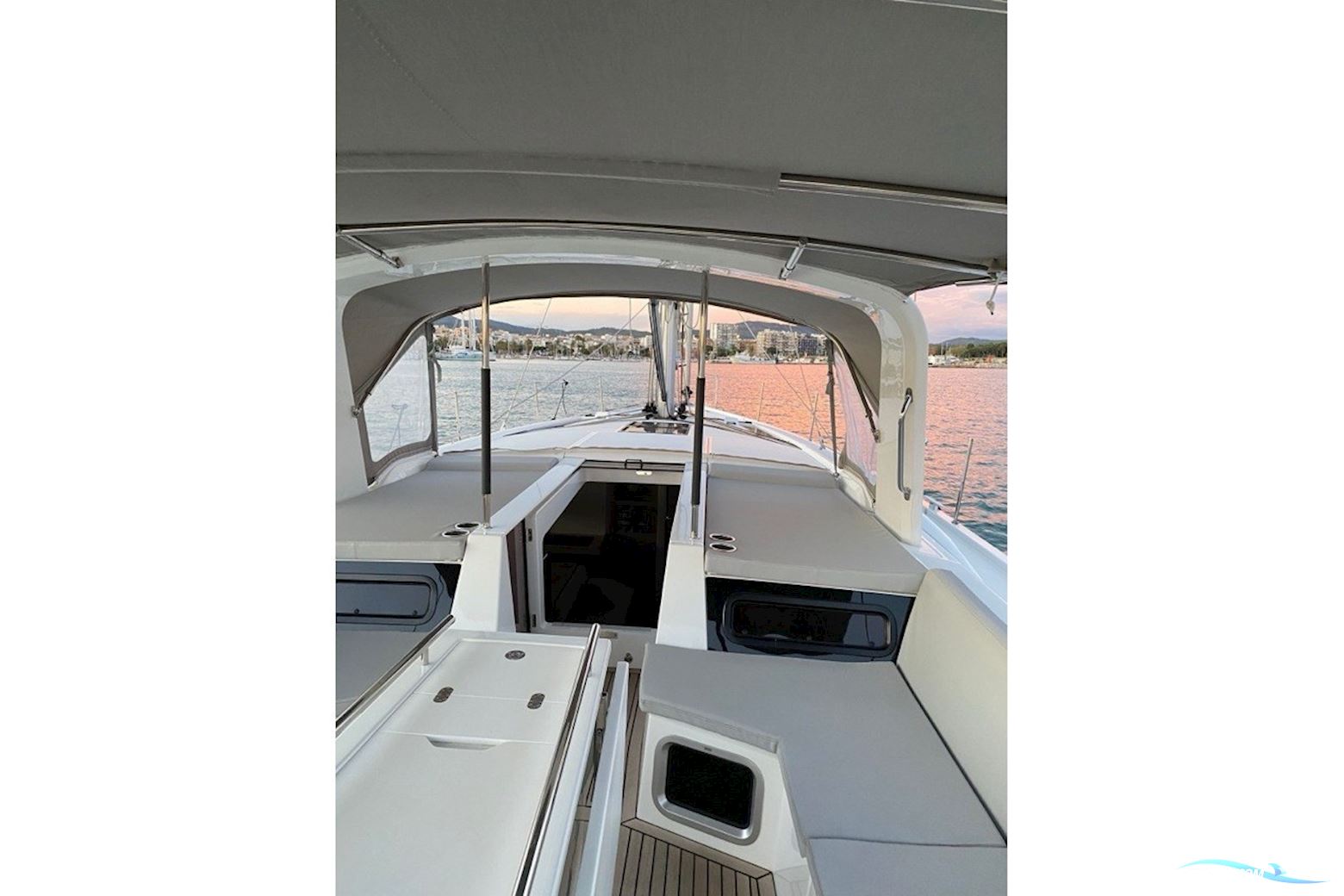 Beneteau Oceanis 51.1