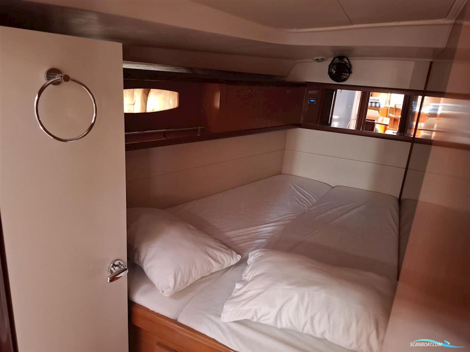 Beneteau Oceanis 54