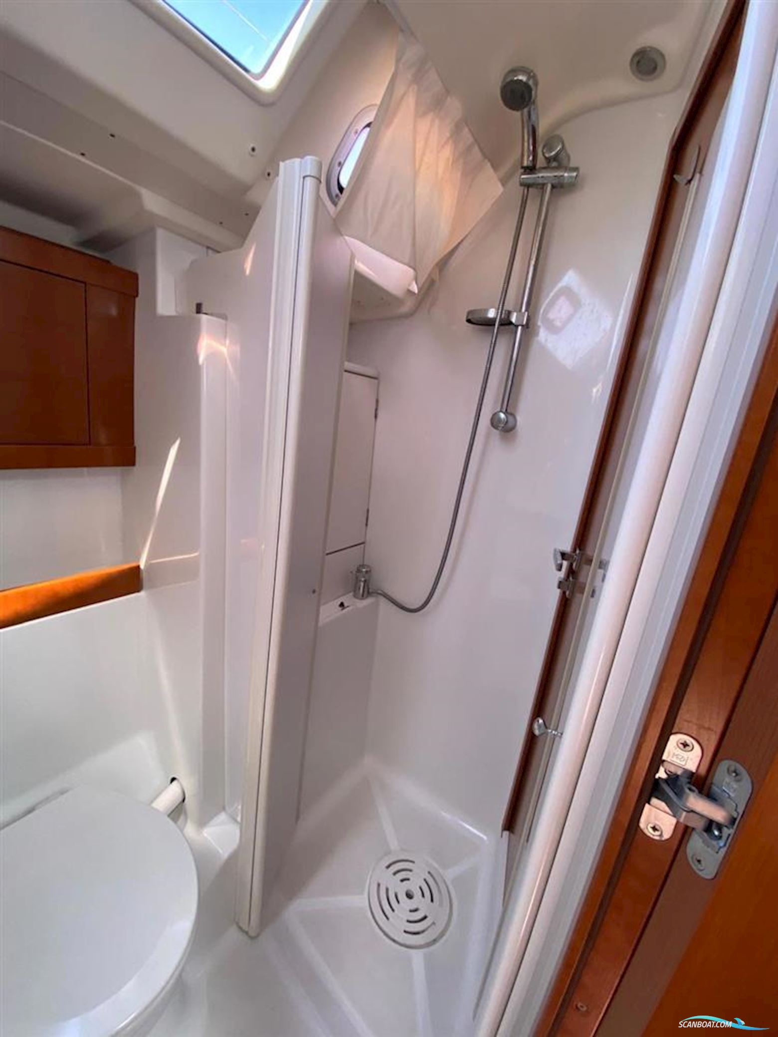 Beneteau Oceanis 54