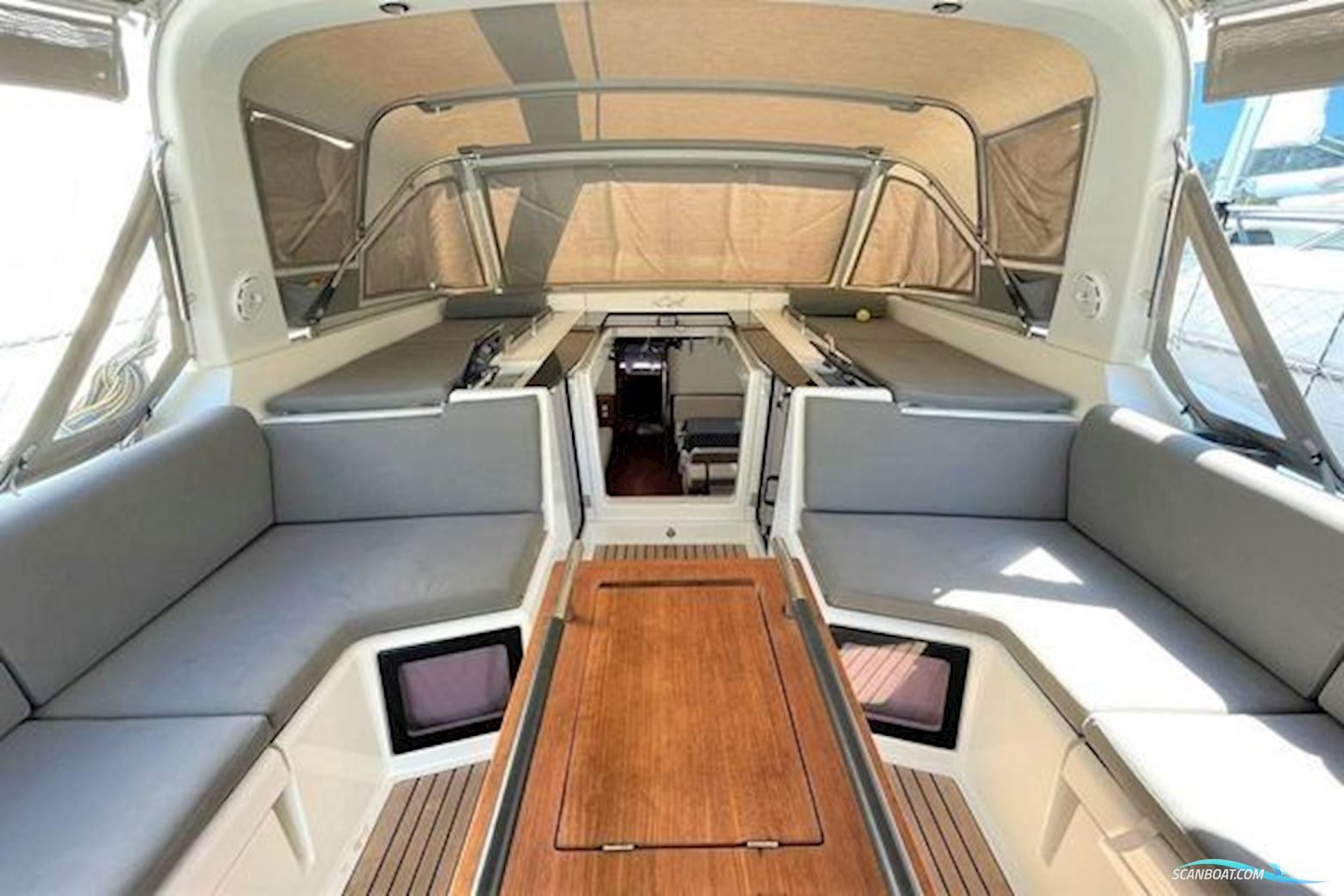 Beneteau Oceanis 55