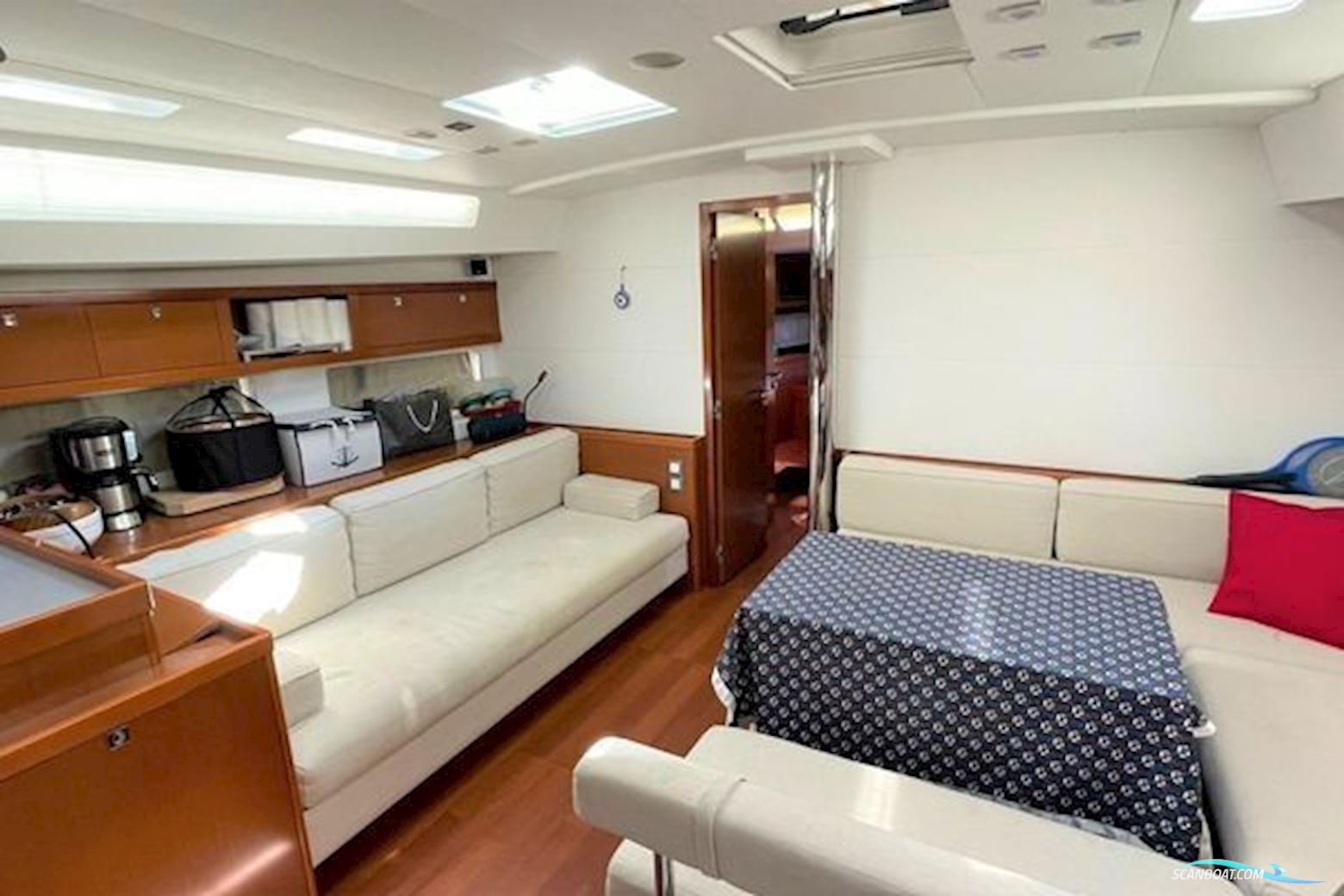 Beneteau Oceanis 55