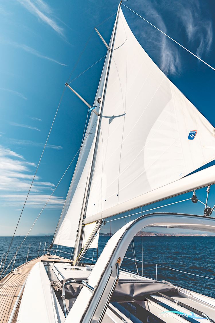 Beneteau Oceanis 55.1 Owner's Version