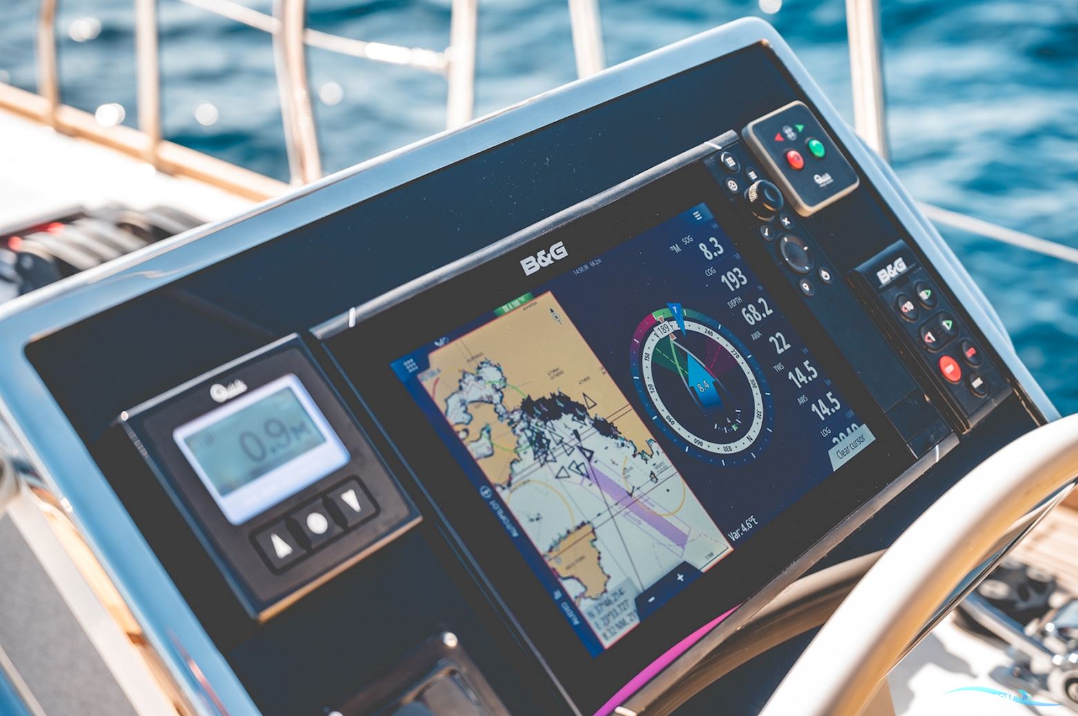 Beneteau Oceanis 55.1 Owner's Version