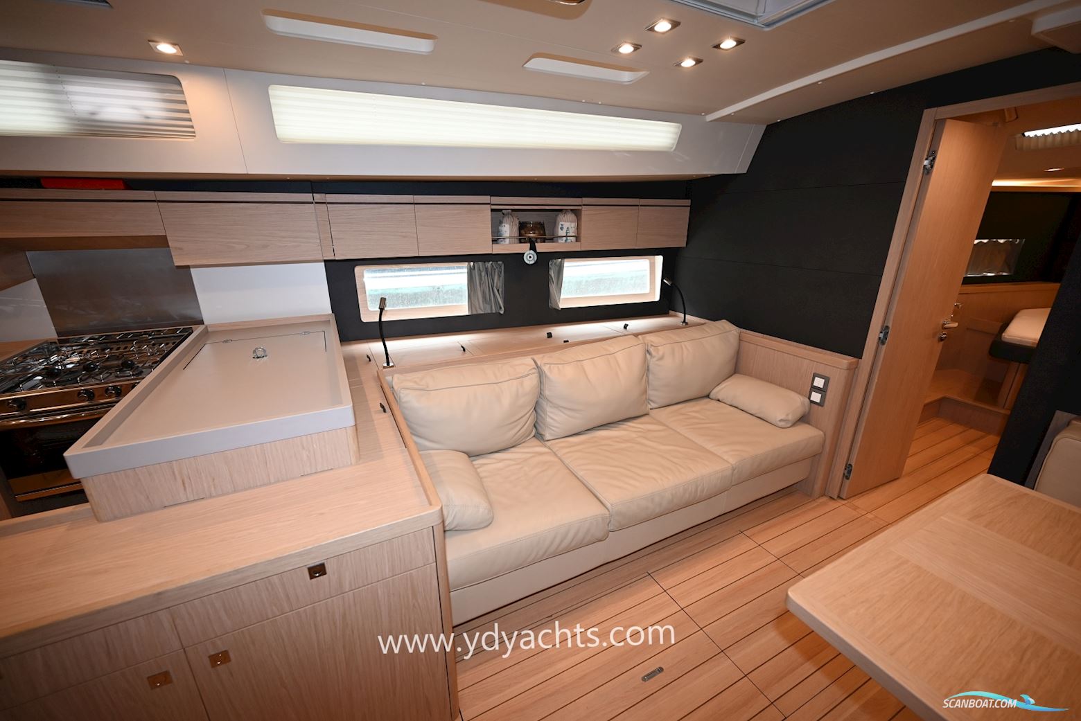 Beneteau Oceanis 55.1 Owner's Version