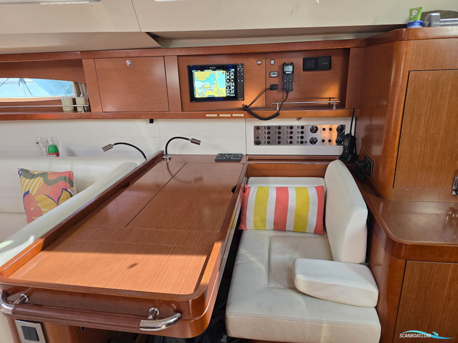 Beneteau Oceanis 58