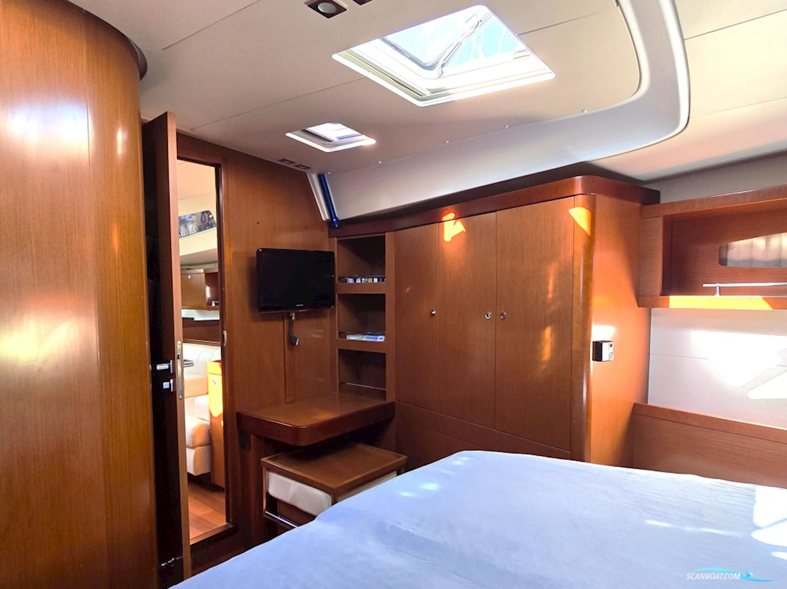 Beneteau Oceanis 58