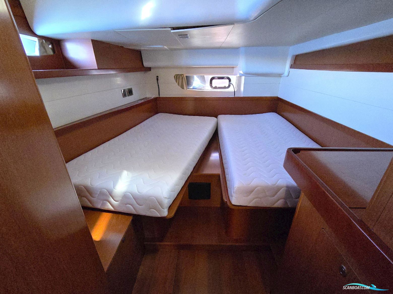 Beneteau Oceanis 58