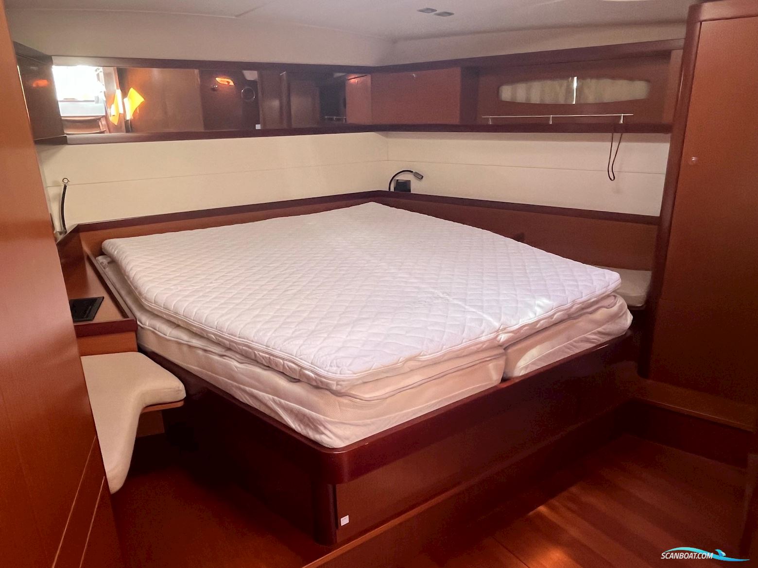 Beneteau Oceanis 58