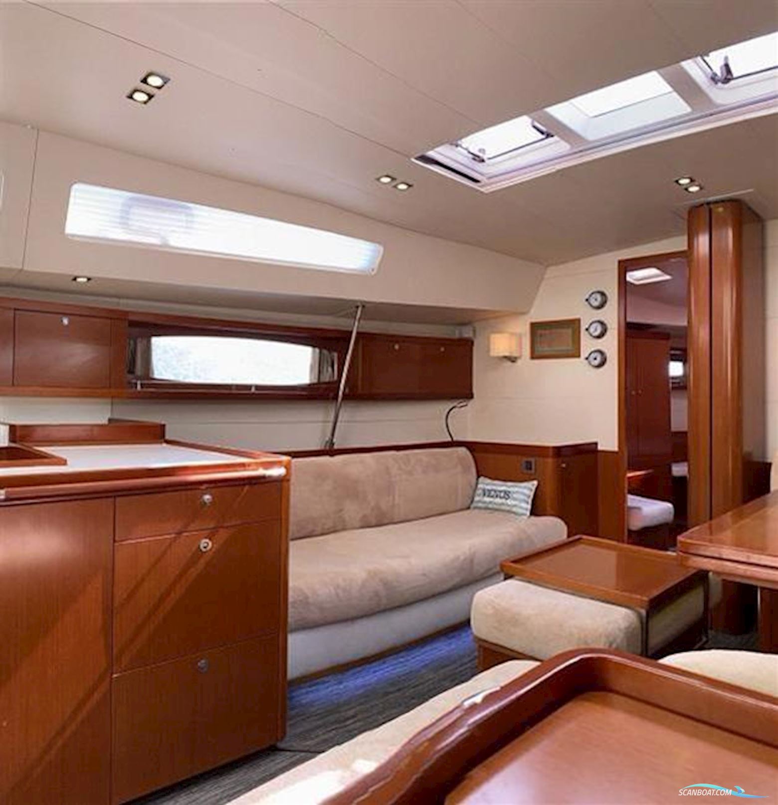 Beneteau Oceanis 58