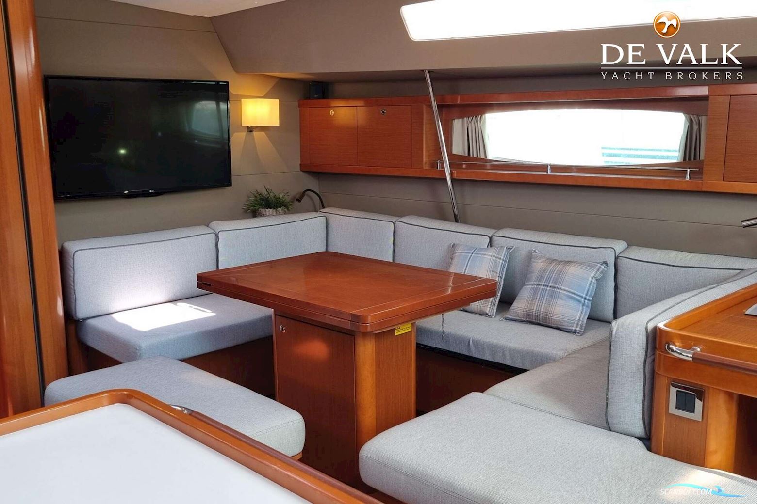 Beneteau Oceanis 60