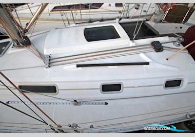 Beneteau Oceanis Clipper 311 Sailingboat 1999, with Volvo Penta engine, Spain