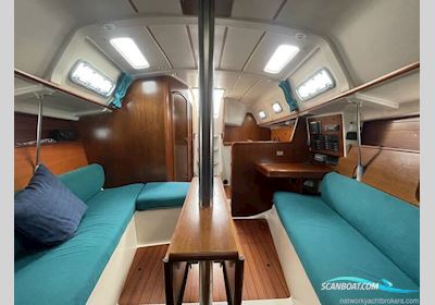 Beneteau Oceanis Clipper 321 Sailingboat 1999, with Volvo Penta 2020 engine, United Kingdom