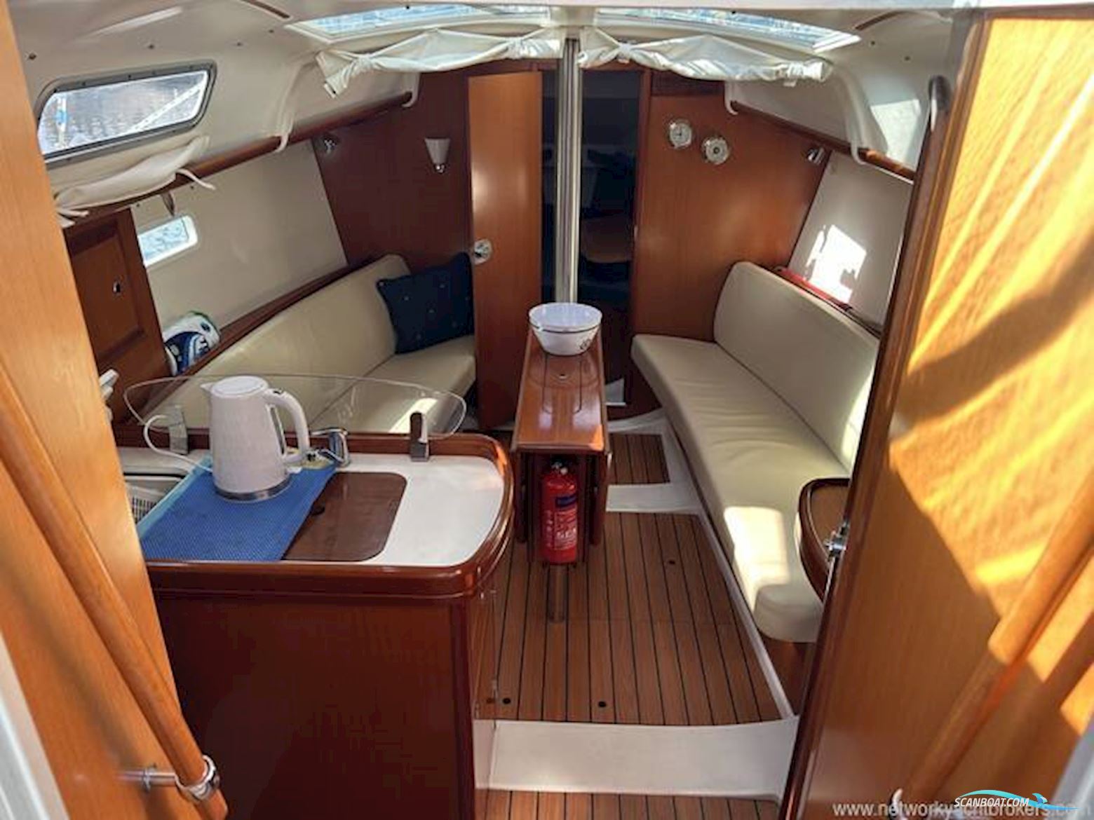 Beneteau Oceanis Clipper 323