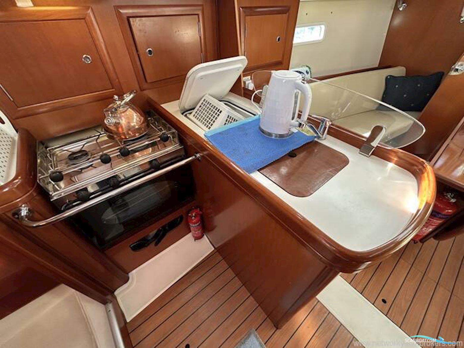 Beneteau Oceanis Clipper 323
