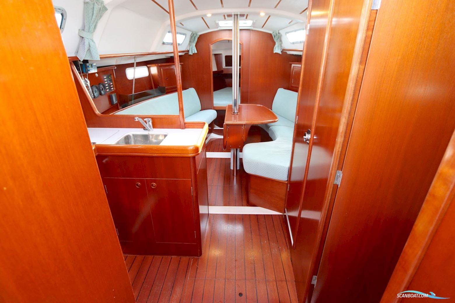 Beneteau Oceanis Clipper 331 Lifting Keel