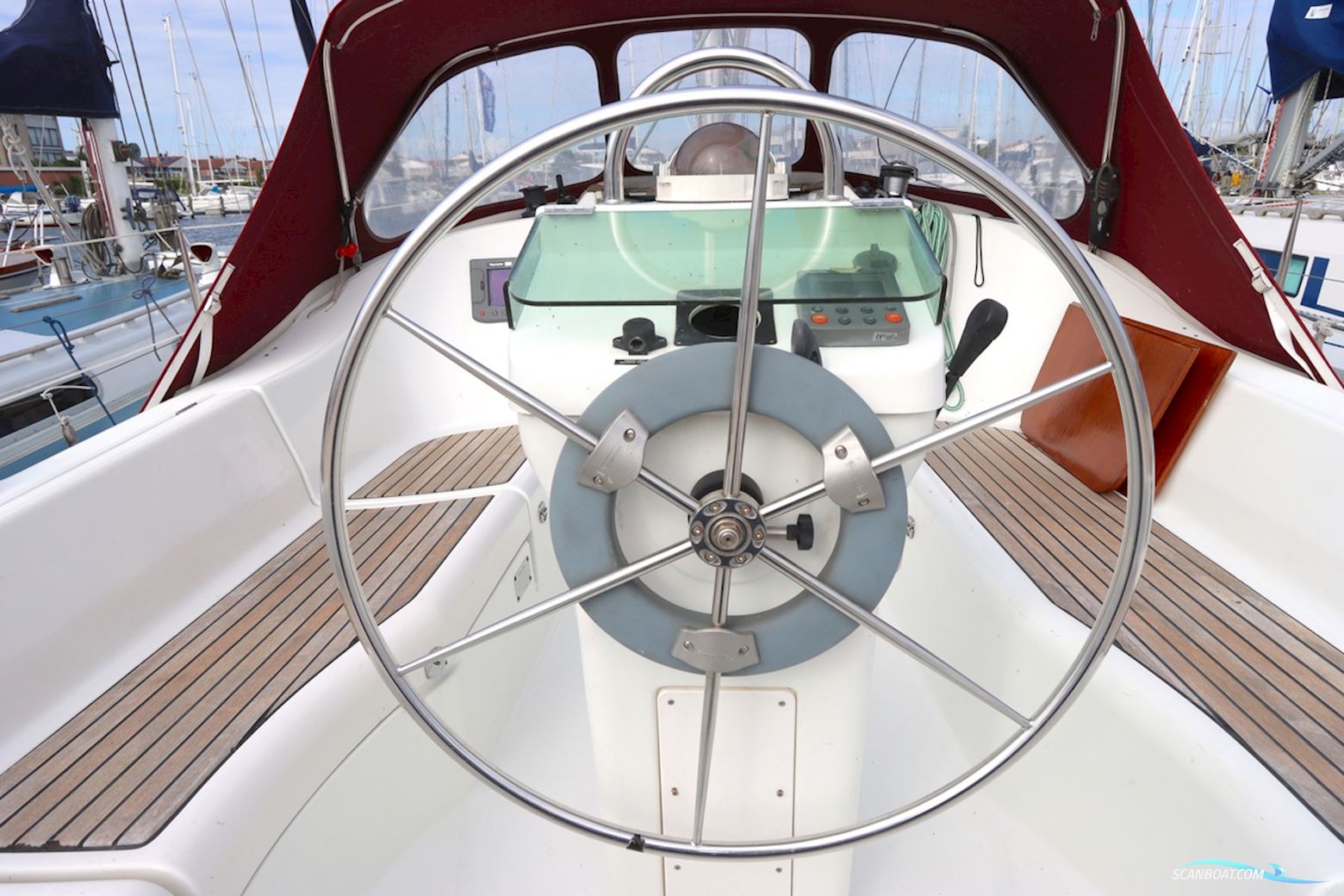 Beneteau Oceanis Clipper 331 Lifting Keel