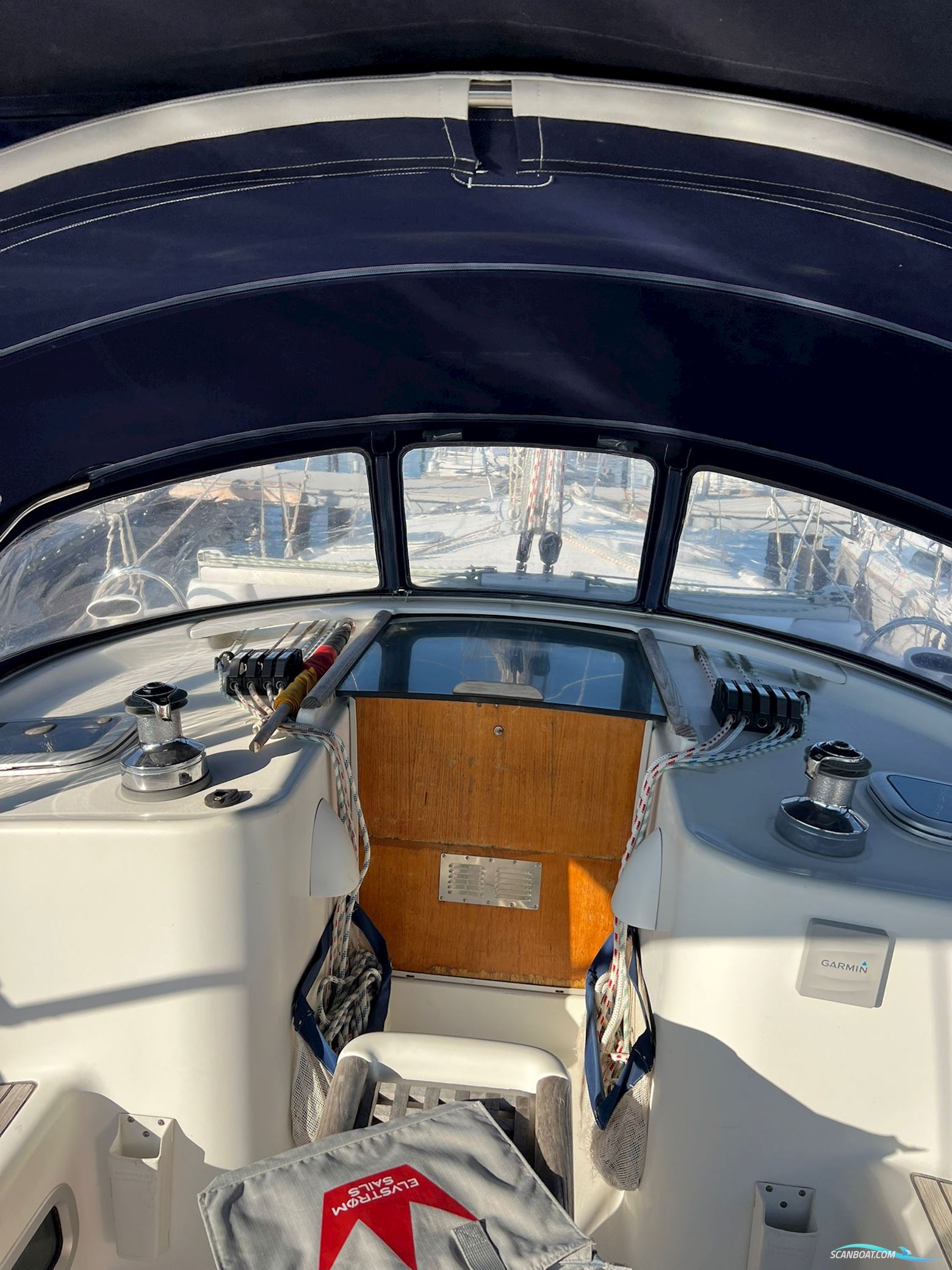 Beneteau Oceanis Clipper 411